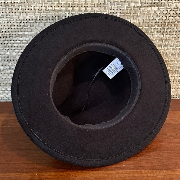 NWOT Black Flannel Wide Brim Fedora with Double Silver Buckles by Time and Tru - Picture 7 of 10